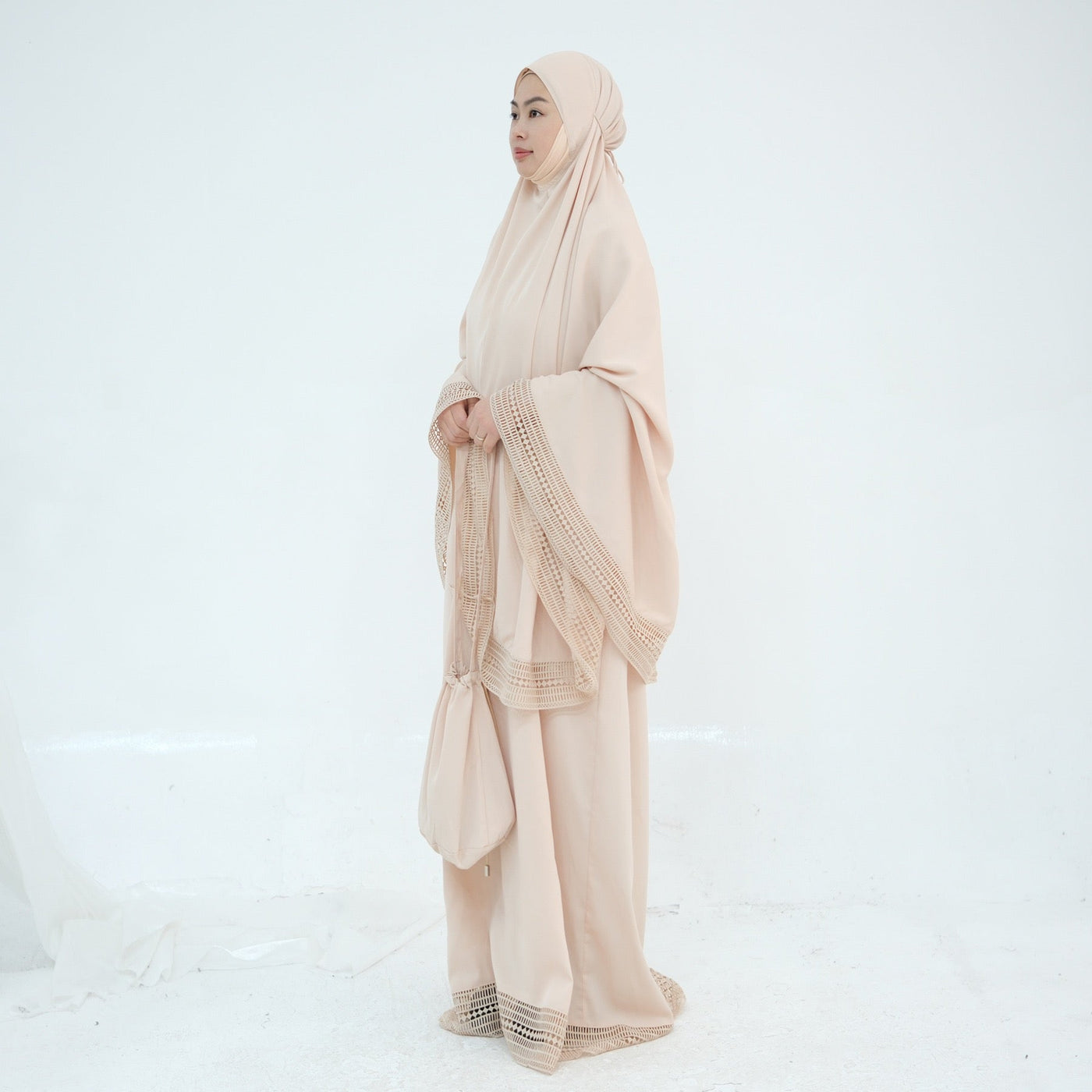 LM300 Khimar Prayer Set – 4-Piece Modest Outfit with Lace Trim