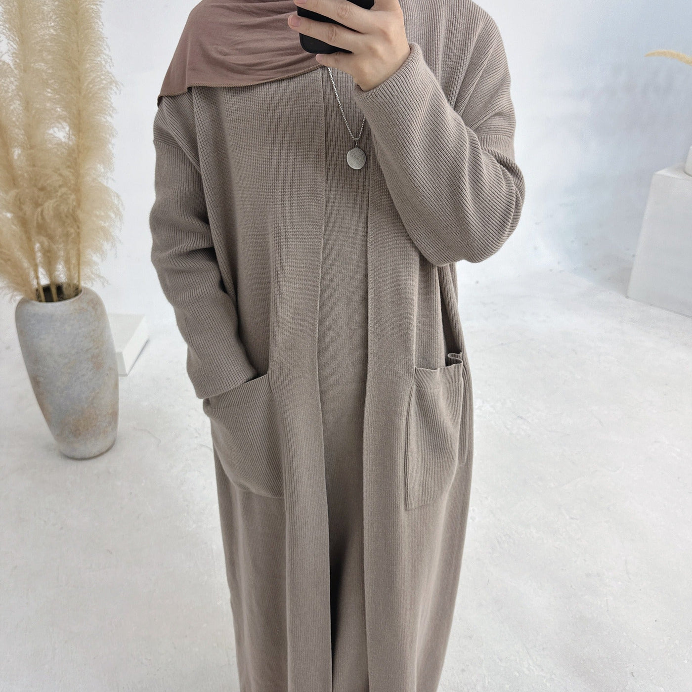 LM229 Winter Knit Abaya Set – 2-Piece Modest Co-ord with Pockets