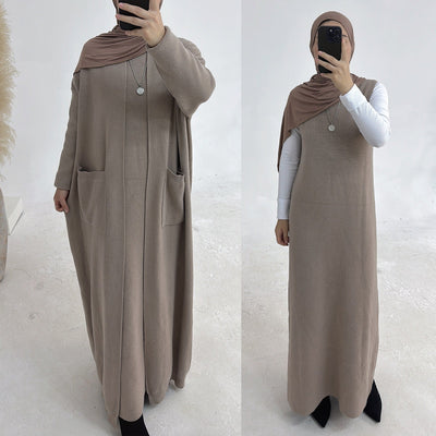 LM229 Winter Knit Abaya Set – 2-Piece Modest Co-ord with Pockets