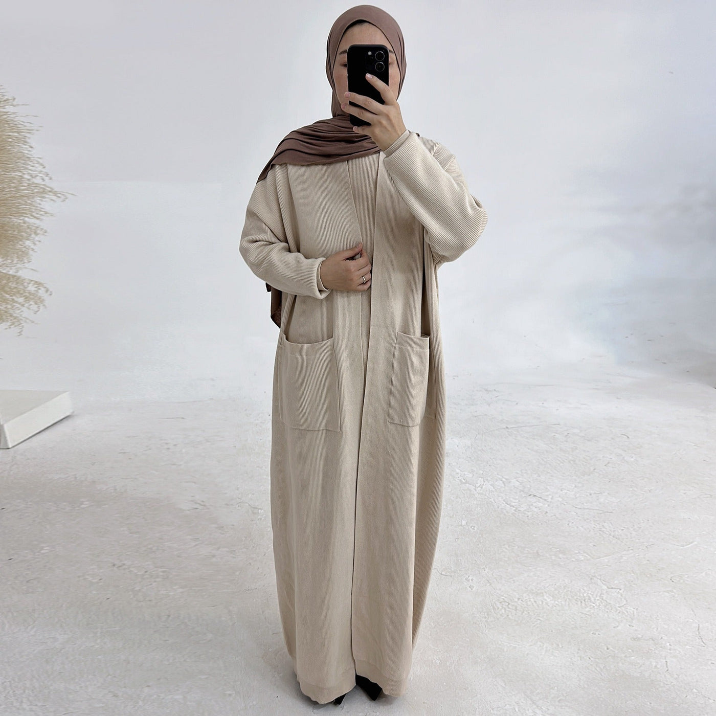 LM229 Winter Knit Abaya Set – 2-Piece Modest Co-ord with Pockets