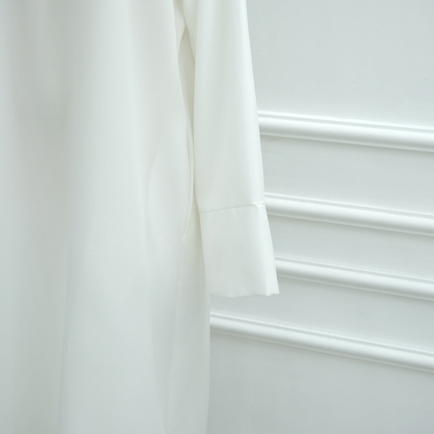 LM308 Abaya Dress with Pockets – Long Sleeve Maxi with Wide Cuffs