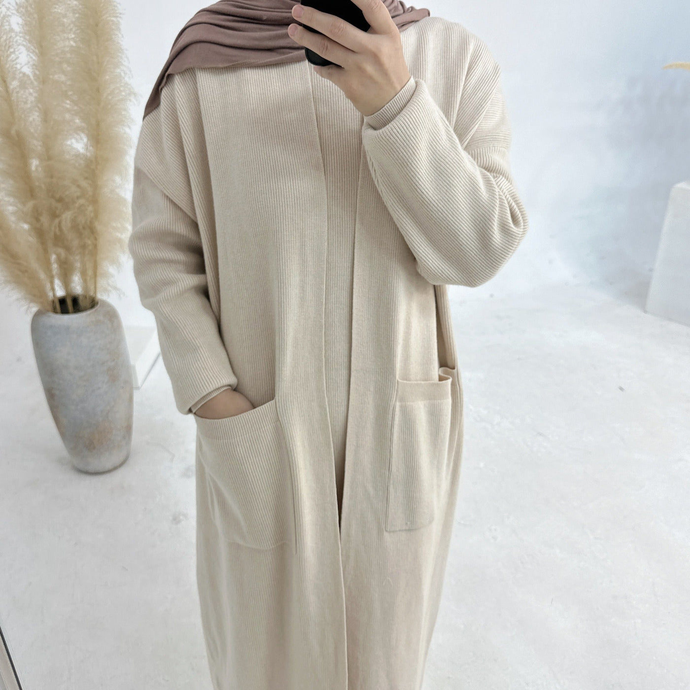 LM229 Winter Knit Abaya Set – 2-Piece Modest Co-ord with Pockets