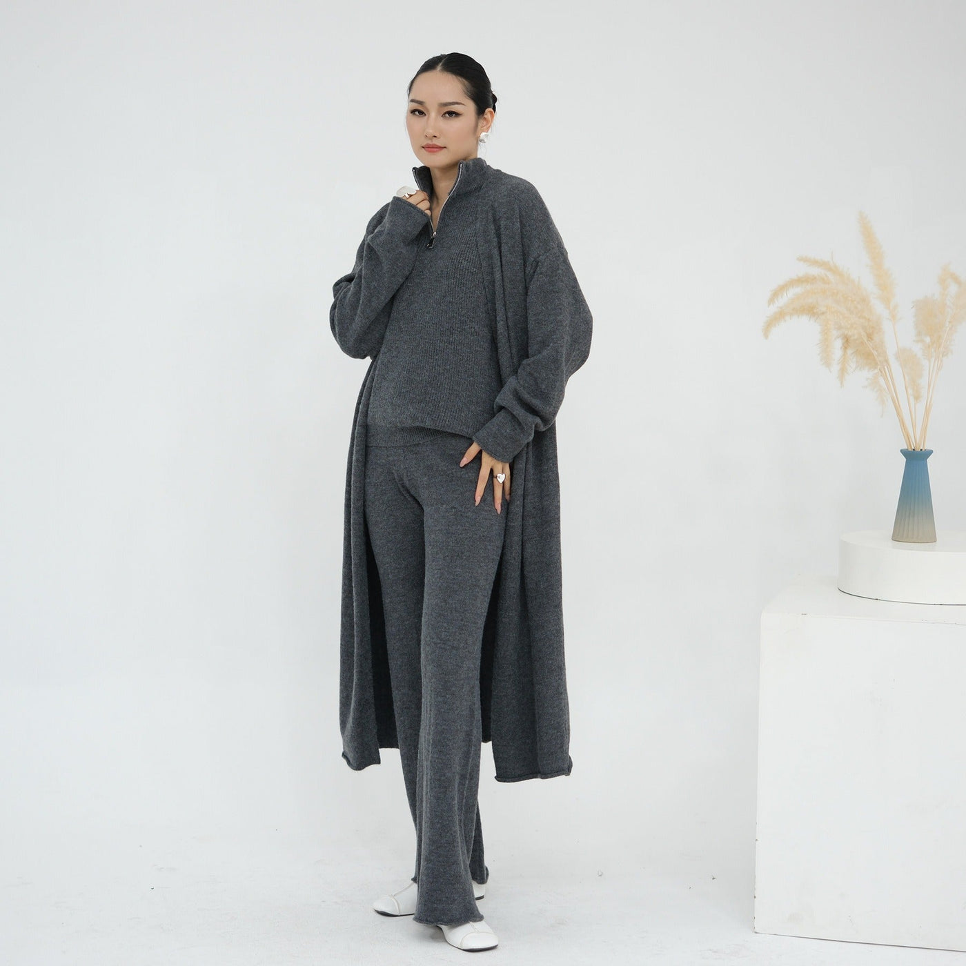 LM226 Winter Knit 3-Piece Abaya Set for Muslim Women – Modest Co-ord