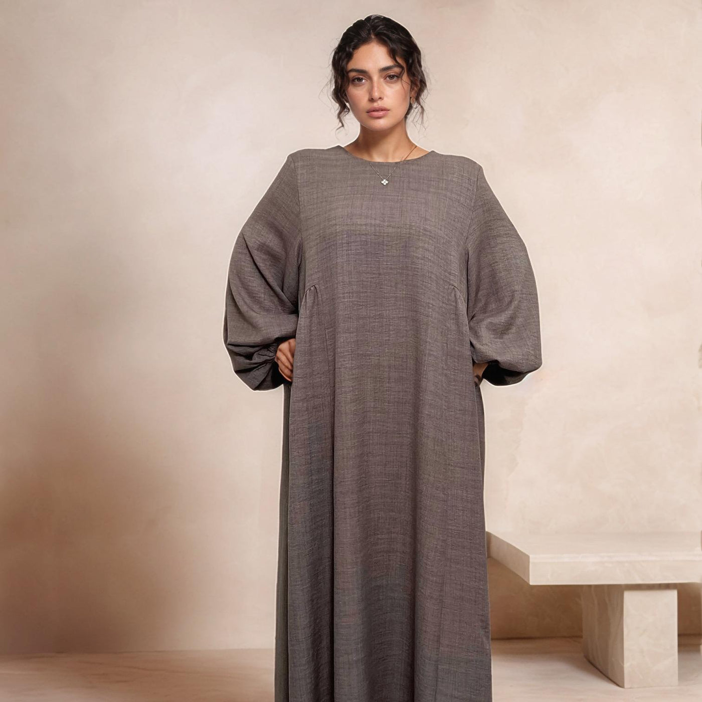 LM020 Nursing-Friendly Abaya – Round-Neck Zip Pocket, Plus-Size Maxi Prayer/Umrah Dress