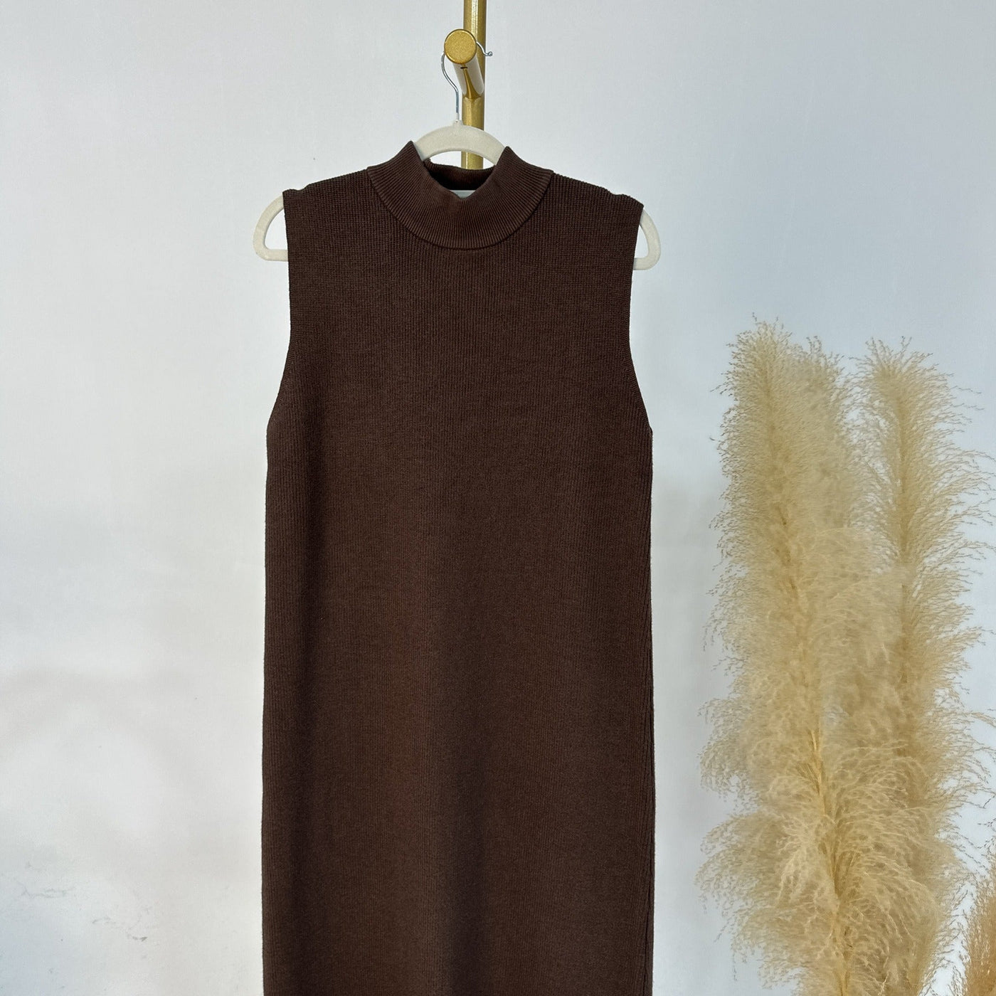 LM229 Winter Knit Abaya Set – 2-Piece Modest Co-ord with Pockets