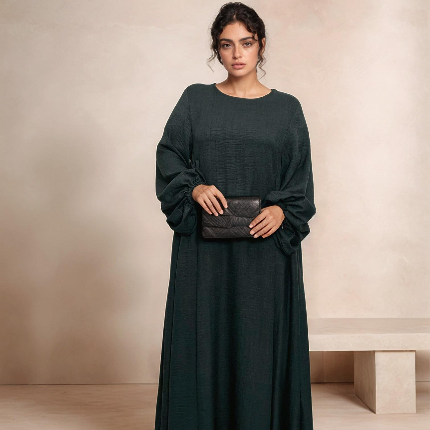 LM020 Nursing-Friendly Abaya – Round-Neck Zip Pocket, Plus-Size Maxi Prayer/Umrah Dress