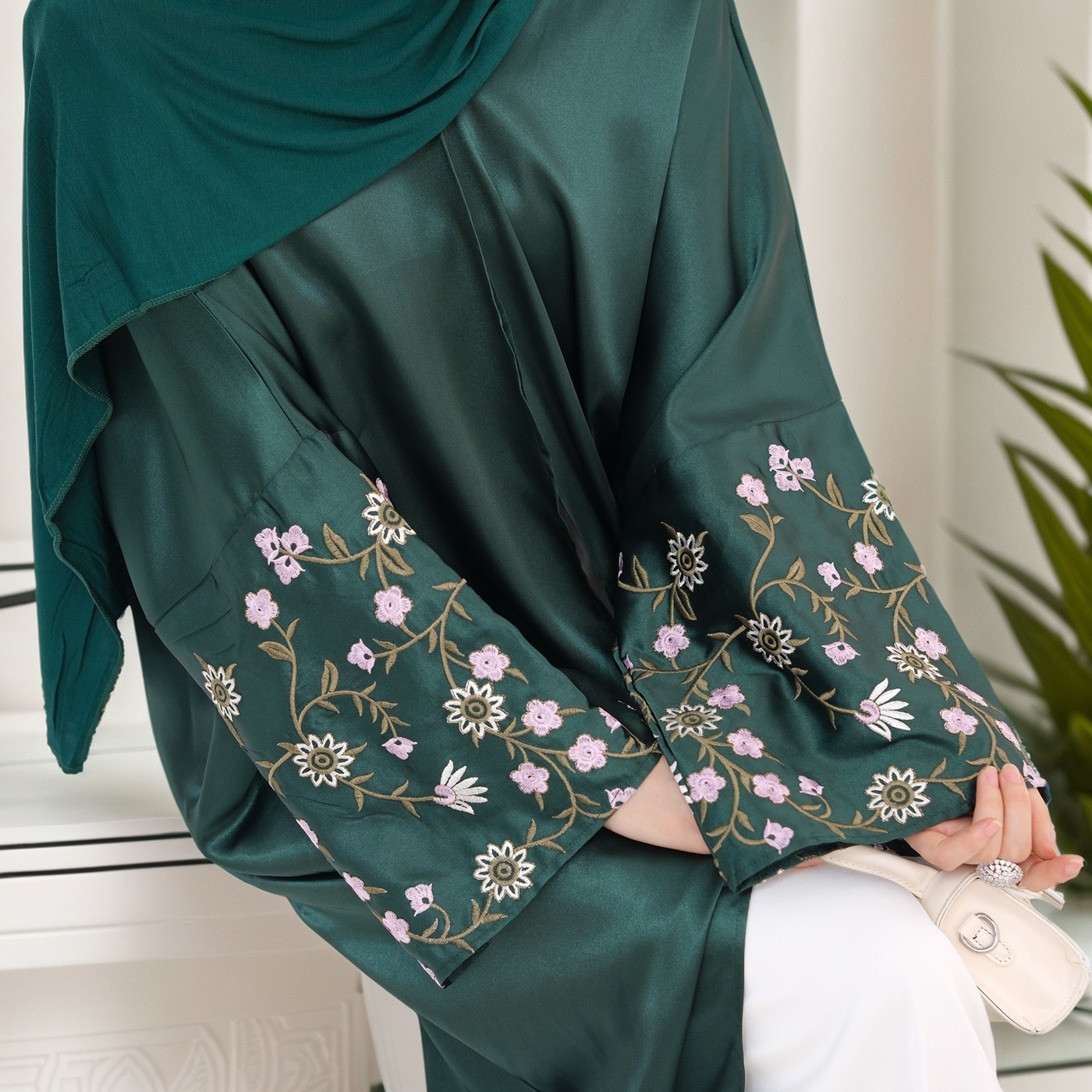 LM054 Floral Embroidery Hala Satin Open Abaya Cardigan Arabic Khaleeji Muslim Women Dress