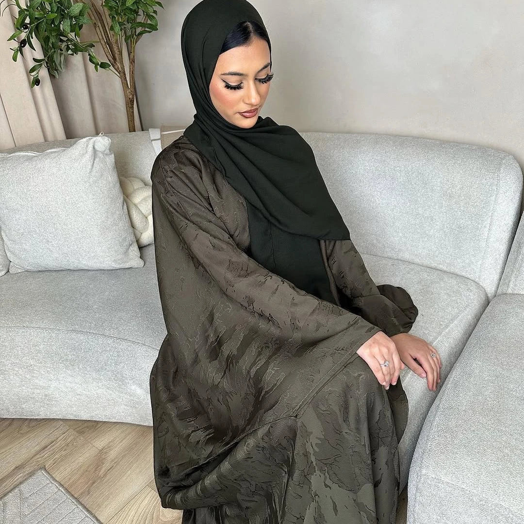 LM089 Hira Butterfly Abaya Set | Khaleeji Jacquard Prayer Dress with Batwing Sleeves Hijab Set