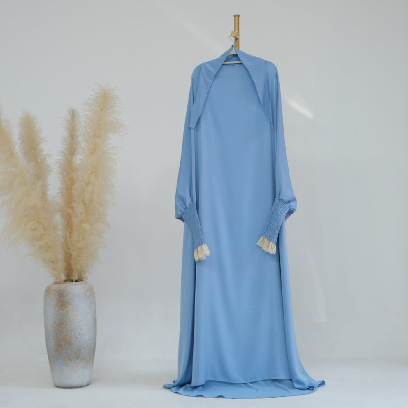 Lace Cuff Jilbab Abaya - Elegant Modest Dress for Muslim Women |  LumosModesty