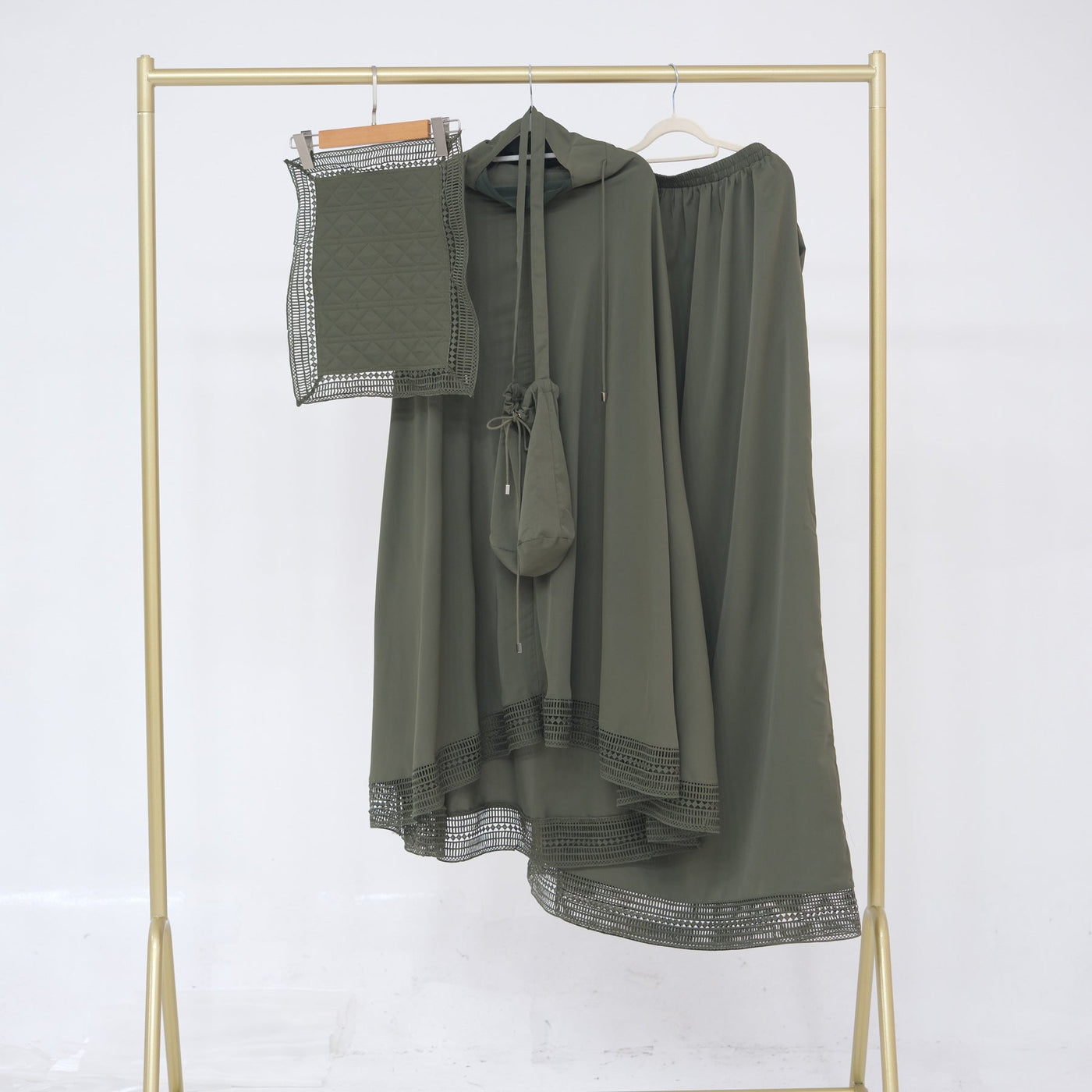 LM300 Khimar Prayer Set – 4-Piece Modest Outfit with Lace Trim