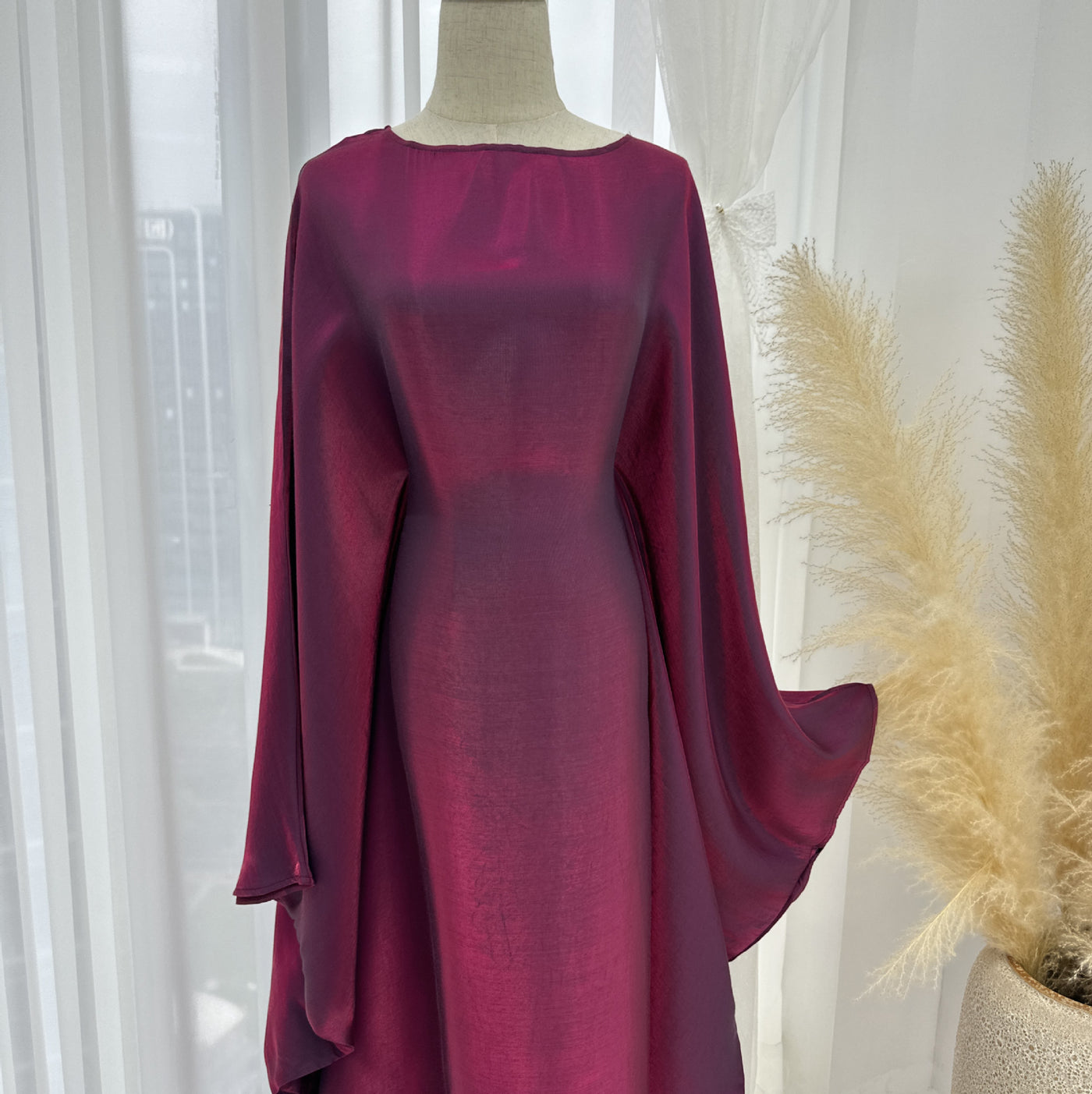 LM079 Plus Size Kaftan Abaya – Shiny Eid & Iftar Batwing Dress with Belt
