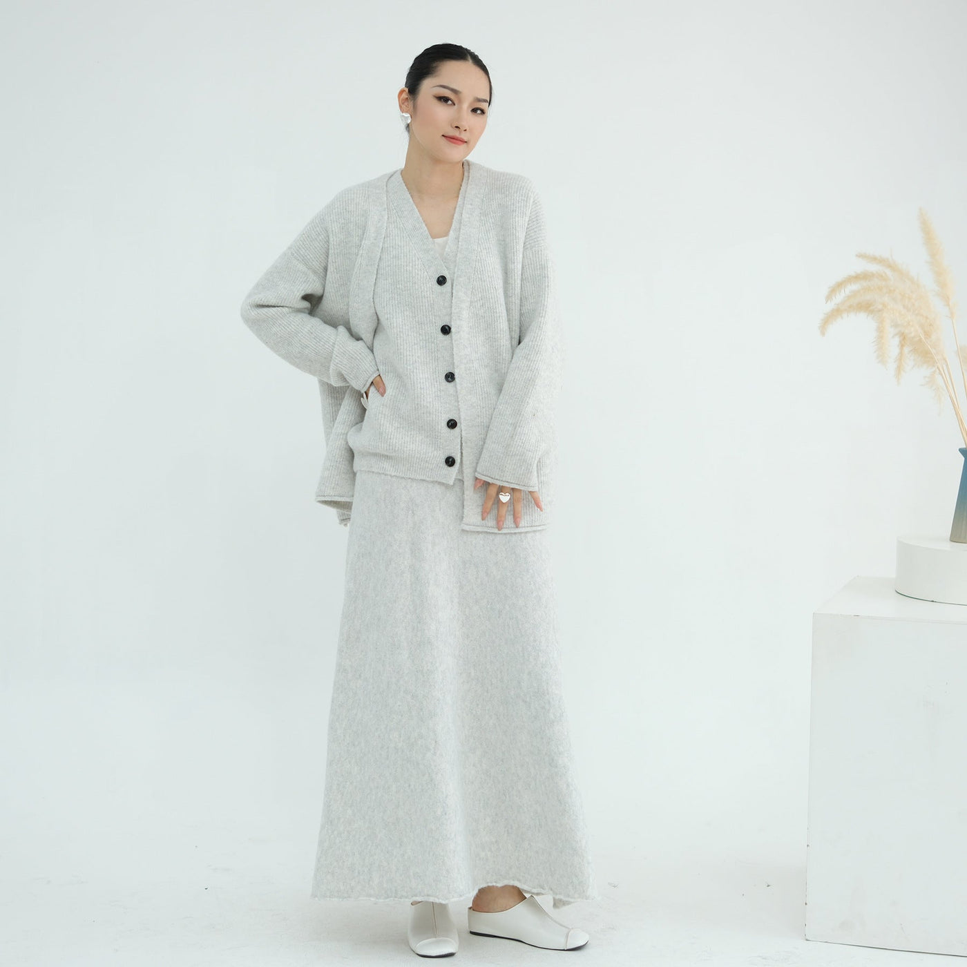 LM225 Winter Knit 3-Piece Abaya Set for Muslim Women – Modest Co-ord